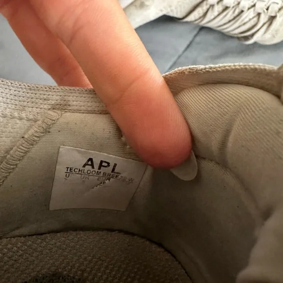 apl techloom breeze running shoe in white - Picture 6 of 6